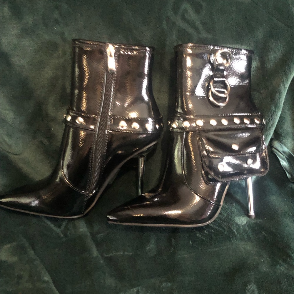 Azalea Wang booties